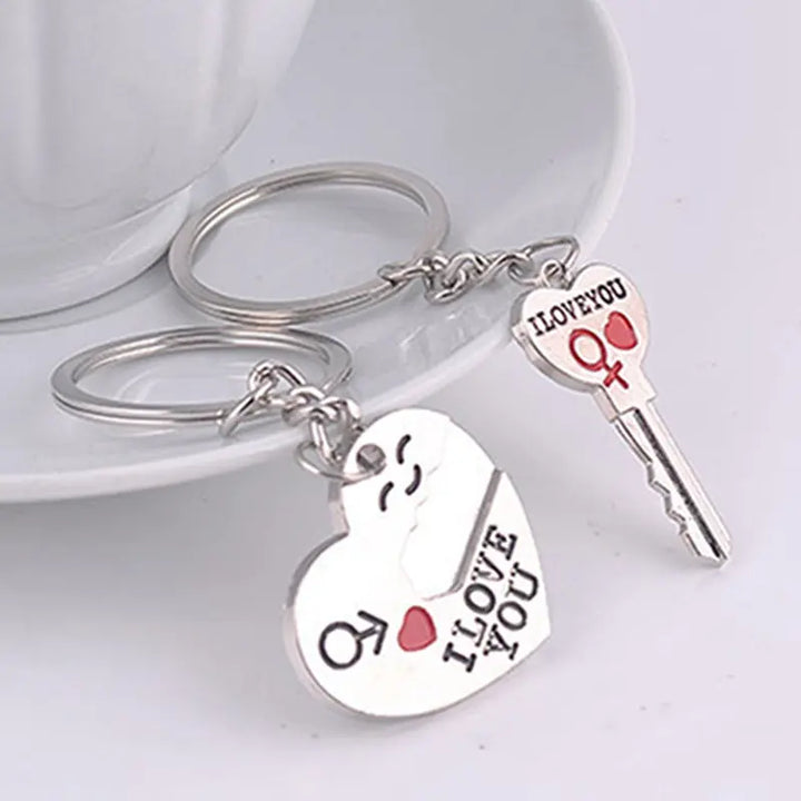 Magnetic I Love You Keychain Enes